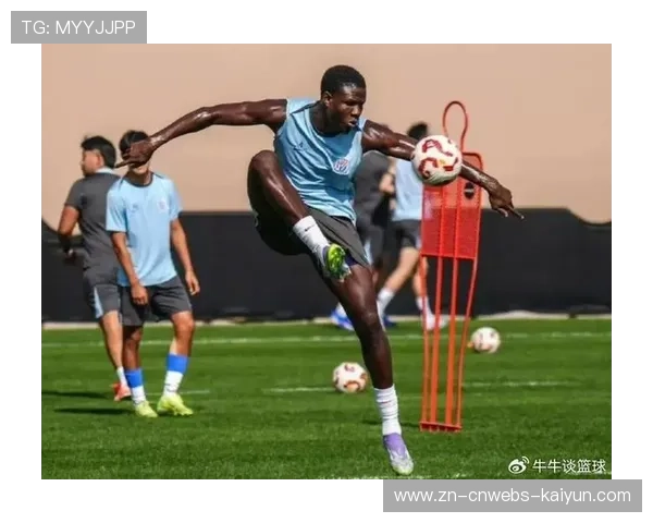 申花新援盖伊首发登场,试训小将谢初筠获得机会 申花新援盖伊首发登场,试训小将谢初筠获得机会