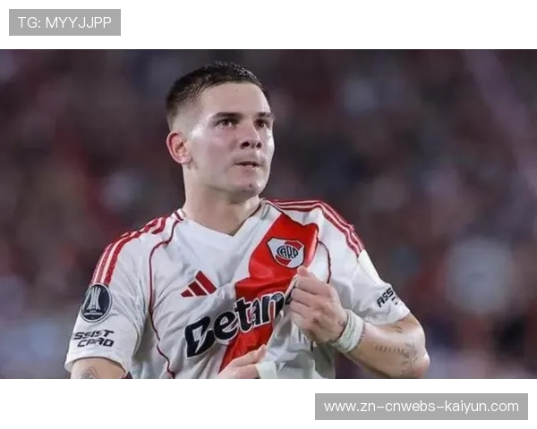 皇马锁定施密特为最佳中场引援目标,球探持续观察 皇马锁定施密特为最佳中场引援目标,球探持续观察