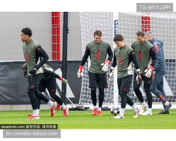 拜仁让二追三逆转弗赖堡：心理素质与战术调整的胜利